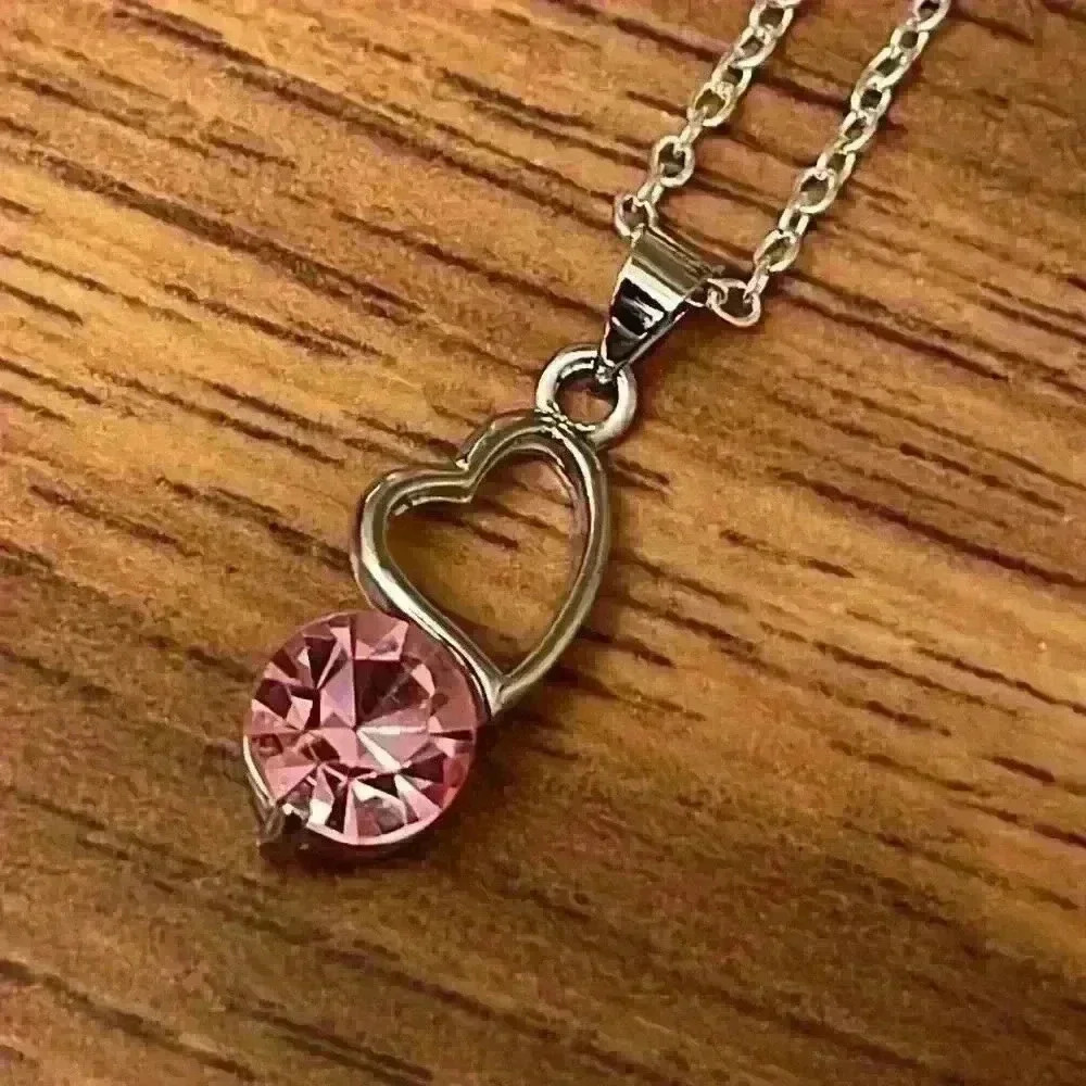 Pink Topaz Crystal Heart Style Pendant / Necklace J13 - Picture 3 of 5